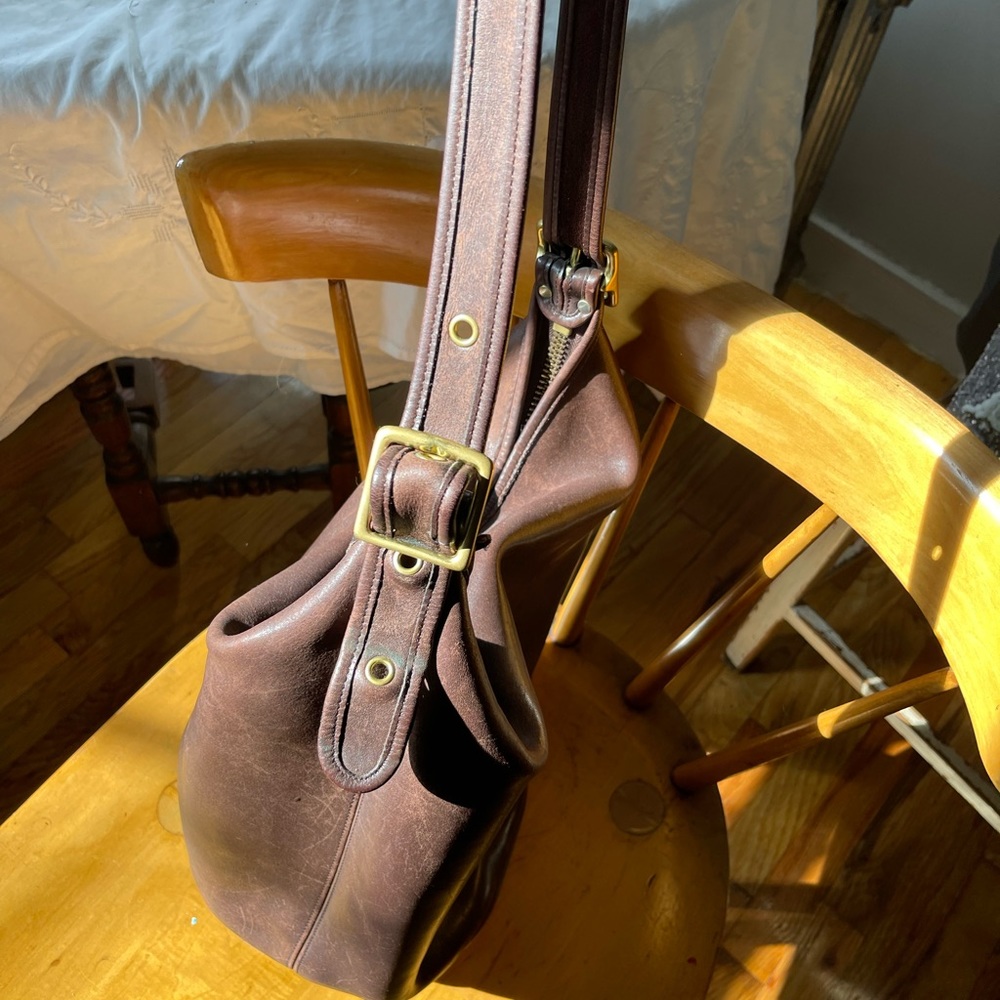 Vintage XL Coach leather bucket bag 9085